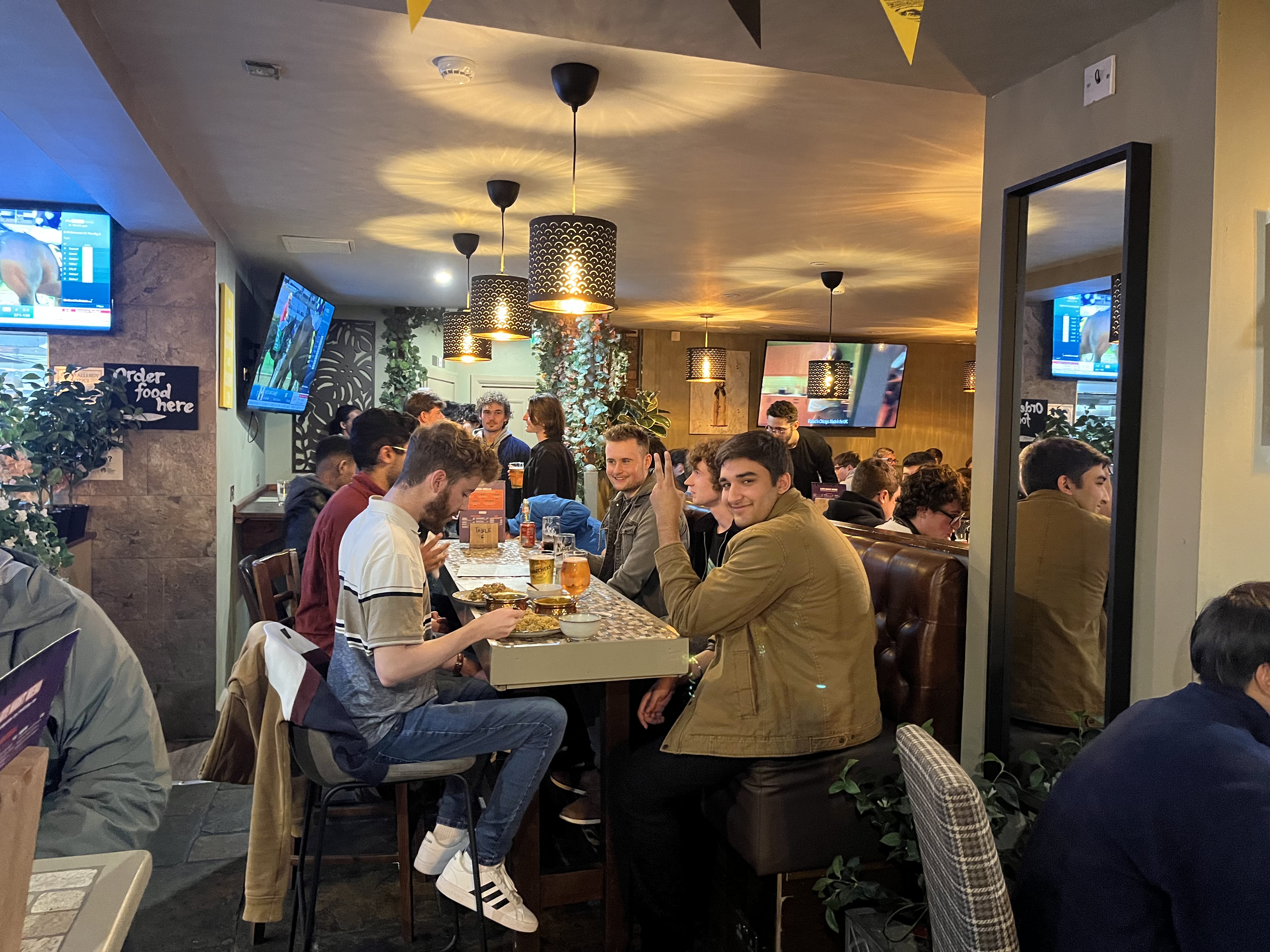 CSS members gathered together at a pub social